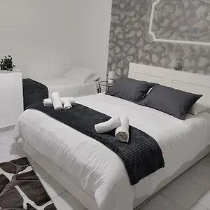 https://apt-house-luroke.sicilyhotelsitaly.net